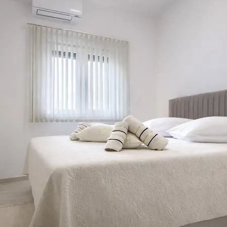 Apartament Stella Maris Kali