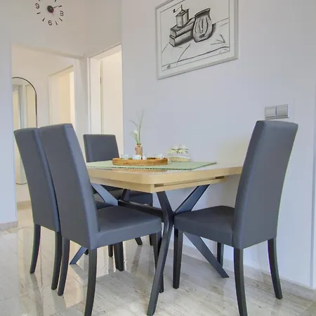 Apartment Stella Maris Kali